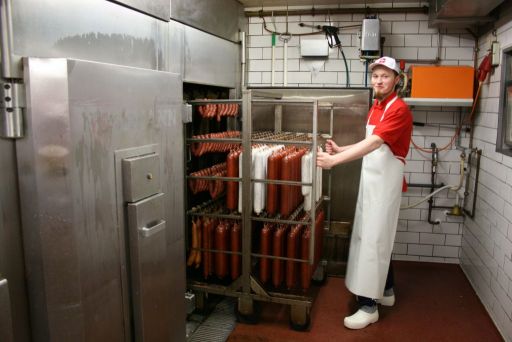 Salami in unserer Rauchanlage