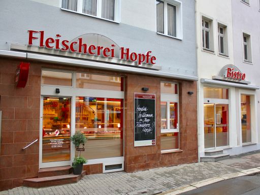 aktuelle Außenansicht der Fleischerei Hopfe in der Zwickauer Innenstadt
